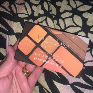 Viseart eyeshadow palette with blush 40$
